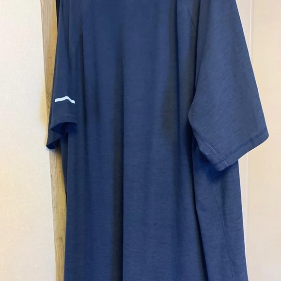 Lot of old navy shirts - Picture 10 of 10